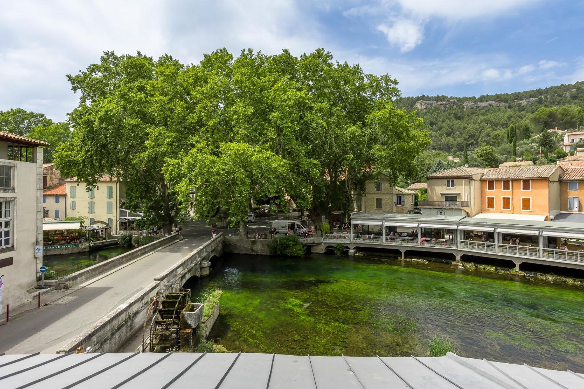 Le Chateau Olive Et Raisin Fontaine-de-Vaucluse Zewnętrze zdjęcie