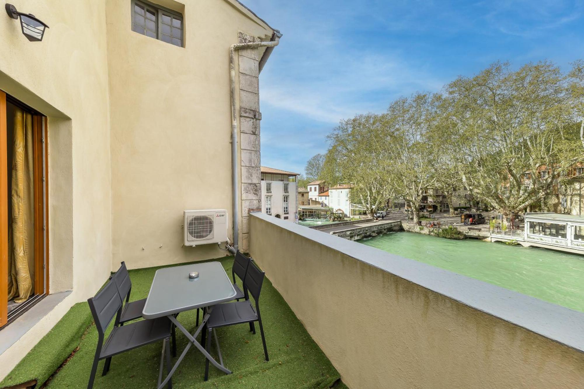 Le Chateau Olive Et Raisin Fontaine-de-Vaucluse Pokój zdjęcie